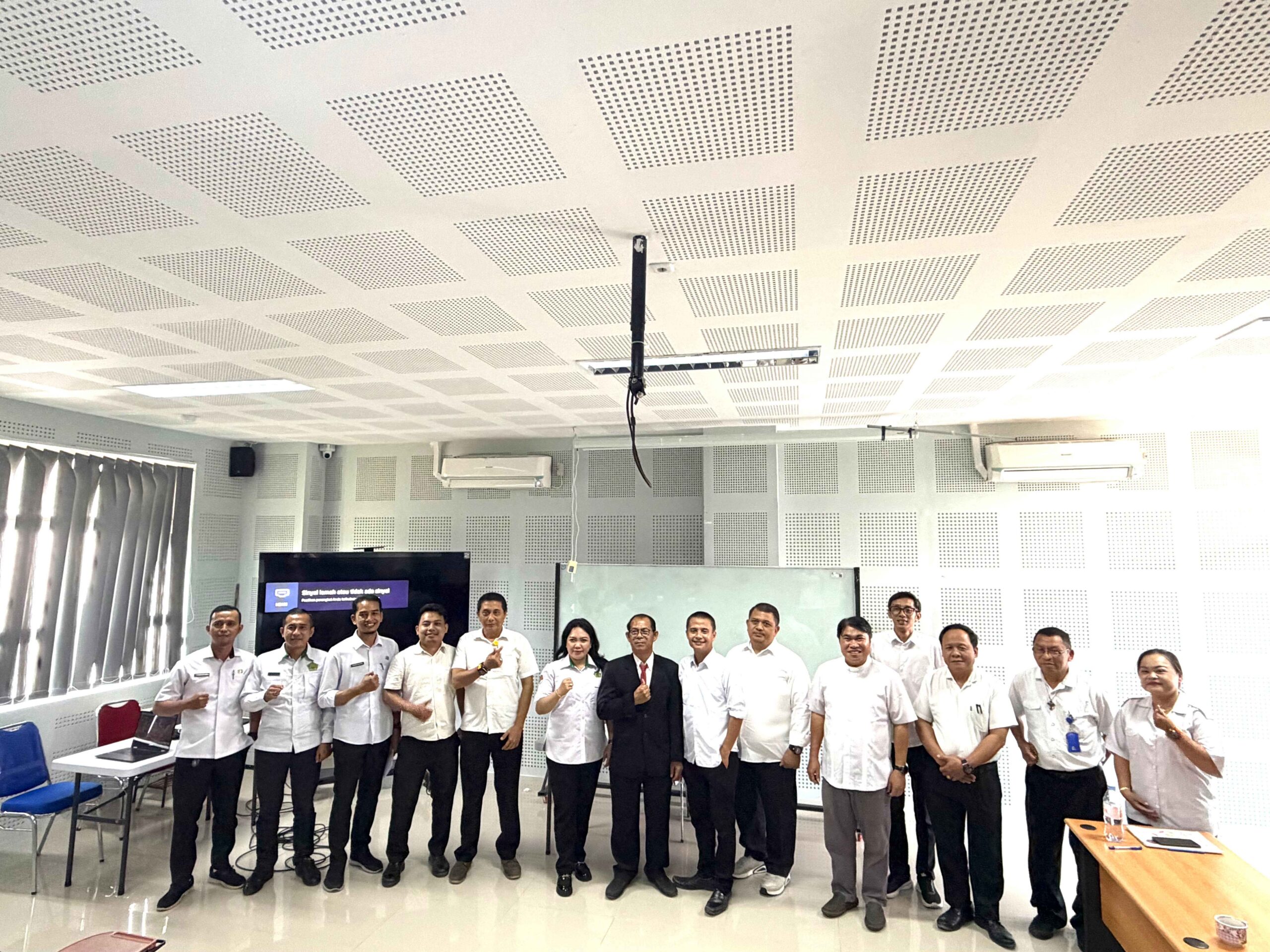 Sidang Tesis Program Magister Teologi : STAKat Negeri Pontianak Tegaskan Peran Teologi Kontekstual di Tengah Masyarakat Multikultural